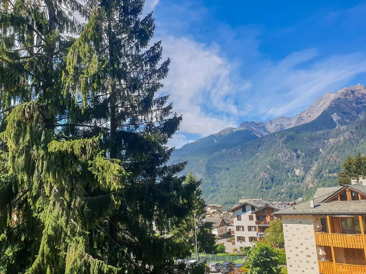 Hotel Fior Di Monte Caspoggio 3*,  Italy